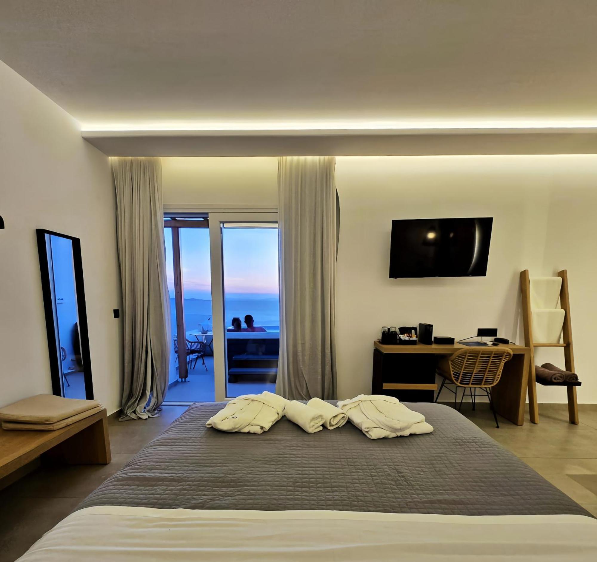 Avra Mykonos Hotel เตลอส ภายนอก รูปภาพ