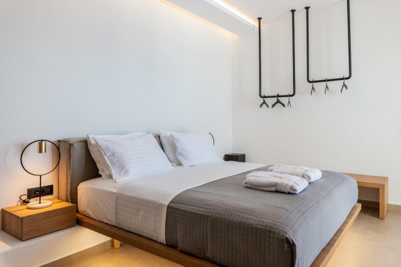 Avra Mykonos Hotel เตลอส ภายนอก รูปภาพ