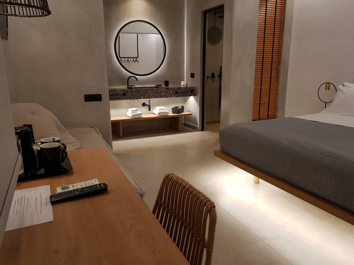Avra Mykonos Hotel เตลอส ภายนอก รูปภาพ